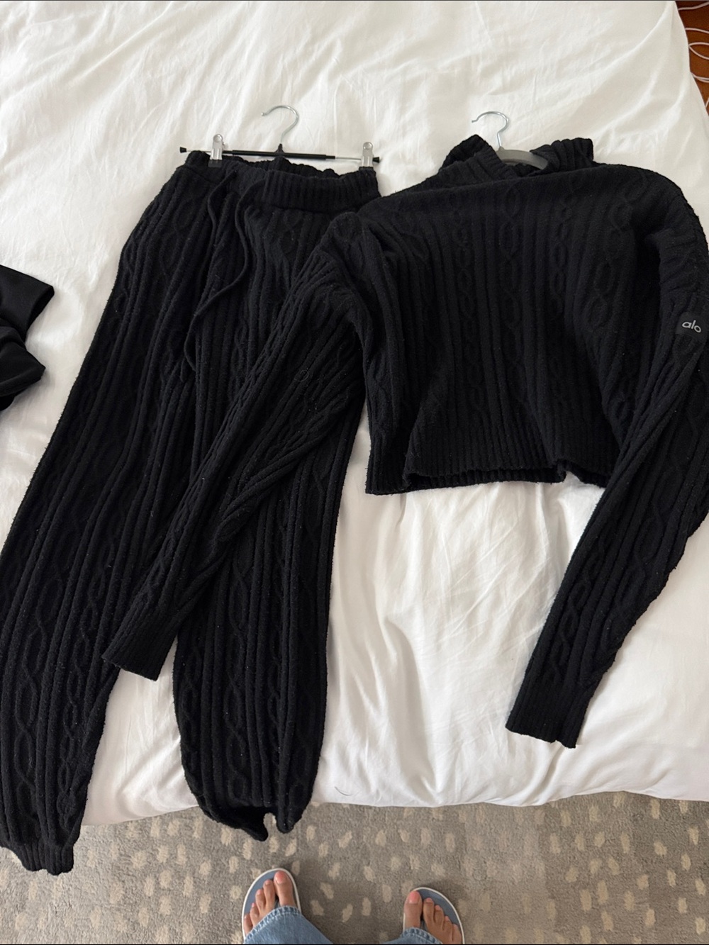 ALO Yoga Black Cable-Knit Cropped Turtleneck Sweater